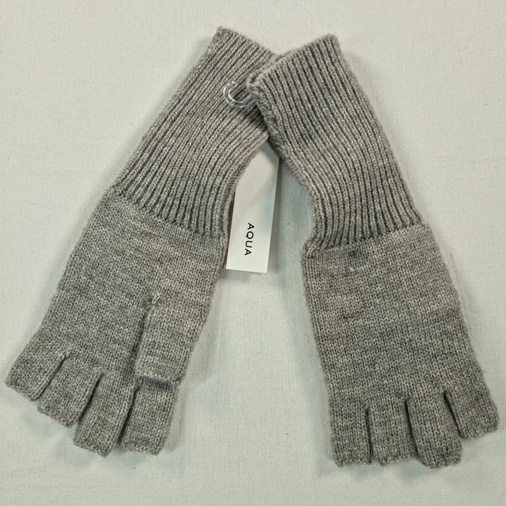 Aqua fingerless gloves